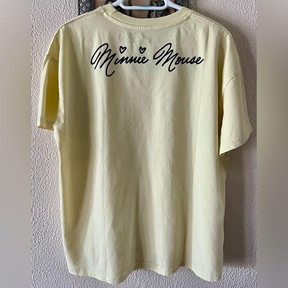 XL Disney Parks 2024 Retro 90’s  Minnie Face TShirt Shirt Beige Short Sleeve - Picture 2 of 4